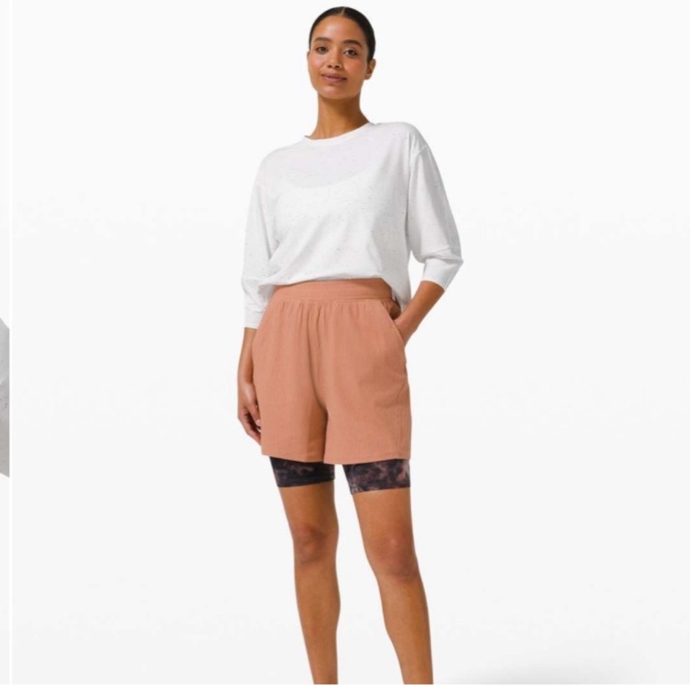 Lululemon LA Relaxed 1/2 Sleeve Speckled Top - Picture 3 of 10
